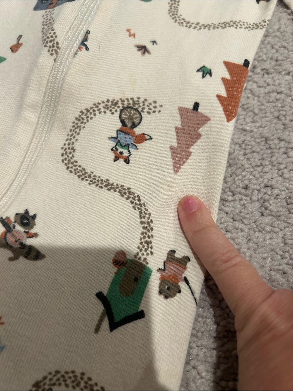 Hanna Andersson Cream Footed One-Piece Pajamas with Woodland Print 3-6 months - Picture 5 of 7